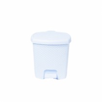 LIXEIRA NATURALLE RATTAN C/PEDAL 7,5 L BRANCA - Distribuidora 12 de Outubro