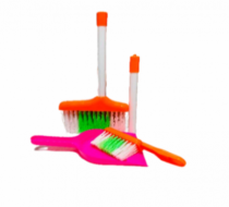KIT LIMPEZA DE PLAST. C/ ACESSORIOS - Distribuidora 12 de Outubro