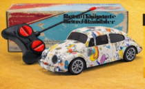 CARRO PLASTICO COM CONTROLE - Distribuidora 12 de Outubro